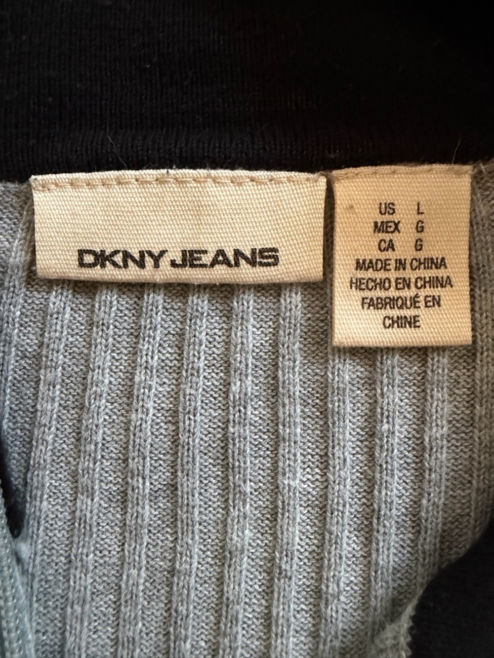 DKNY Men’s Light Gray Quarter-Zip Ribbed Sweater - Picture 3 of 6